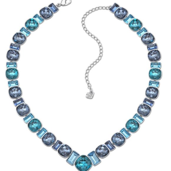 Swarovski Necklace with crystals in stunning variety of blue shades. - Picture 2 of 7
